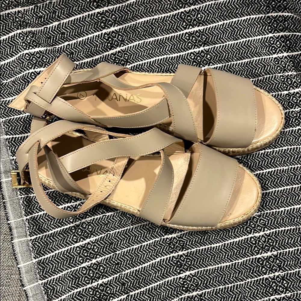 Tan Women's Sandals